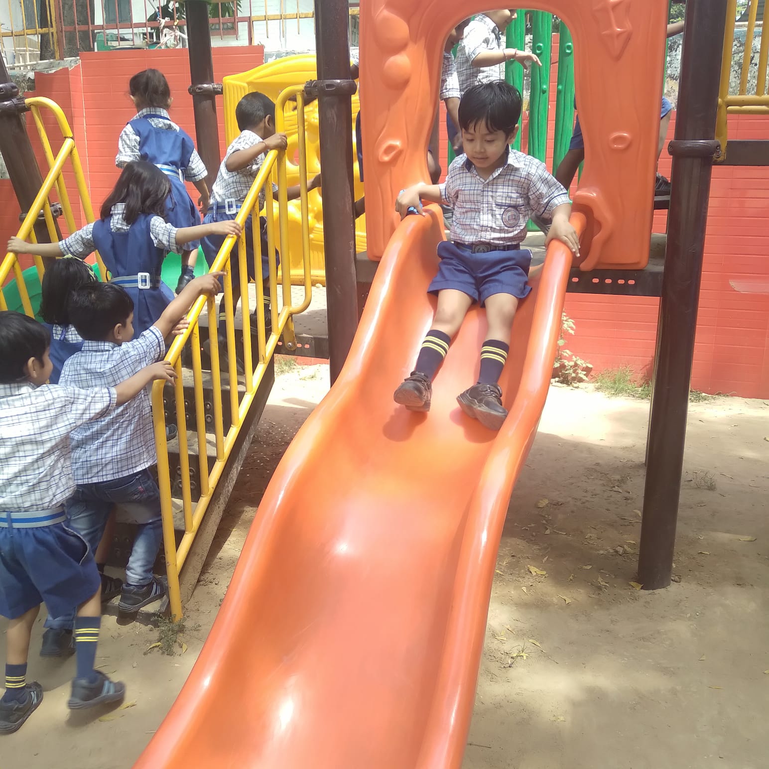 WhatsApp Image 2023-05-05 at 12.32.28 PM